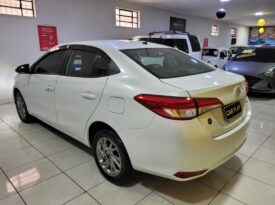 TOYOTA YARIS XS SEDAN 1.5 AUT 2023